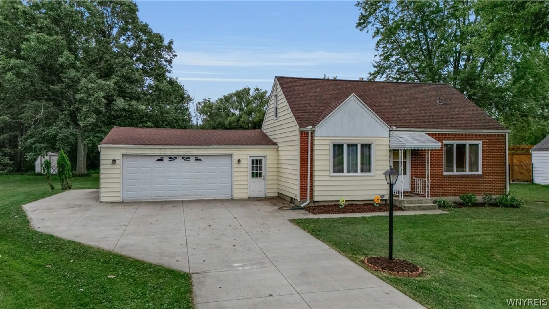 Property at 2506 Fix Road, Grand Island, NY 14072 2