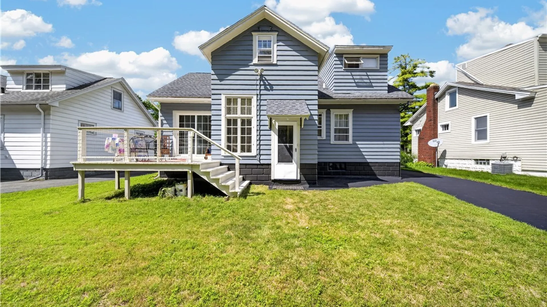 Property at 206 Searlwyn Road, Syracuse, NY 13205 34