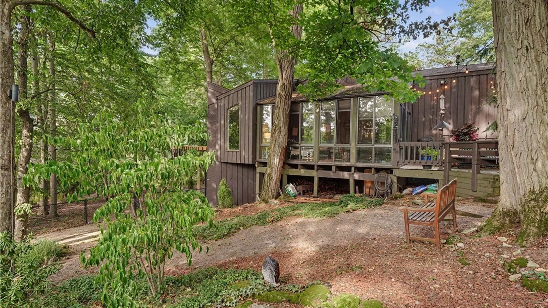 Property at 4 Brompton Woods, Amherst, NY 14221 40