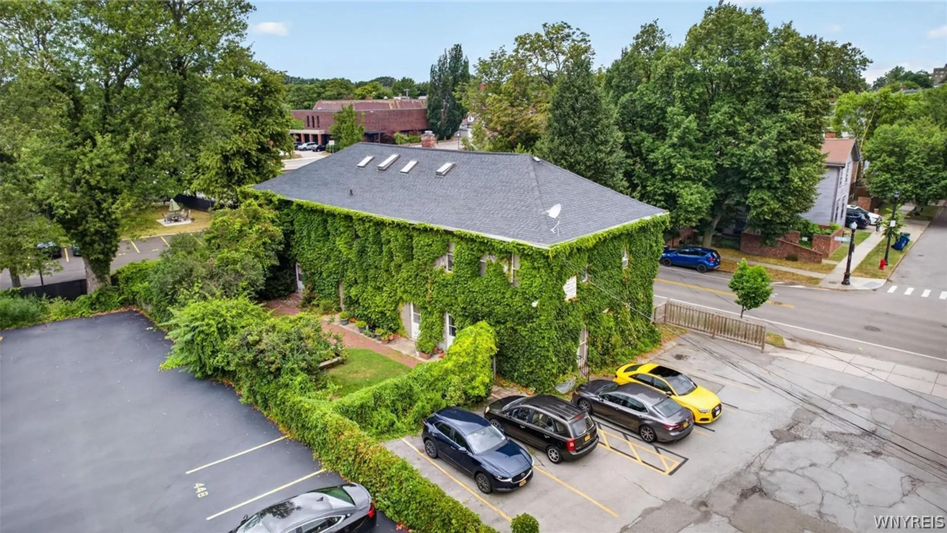 Property at 399 S Elmwood Avenue, Buffalo, NY 14201 45