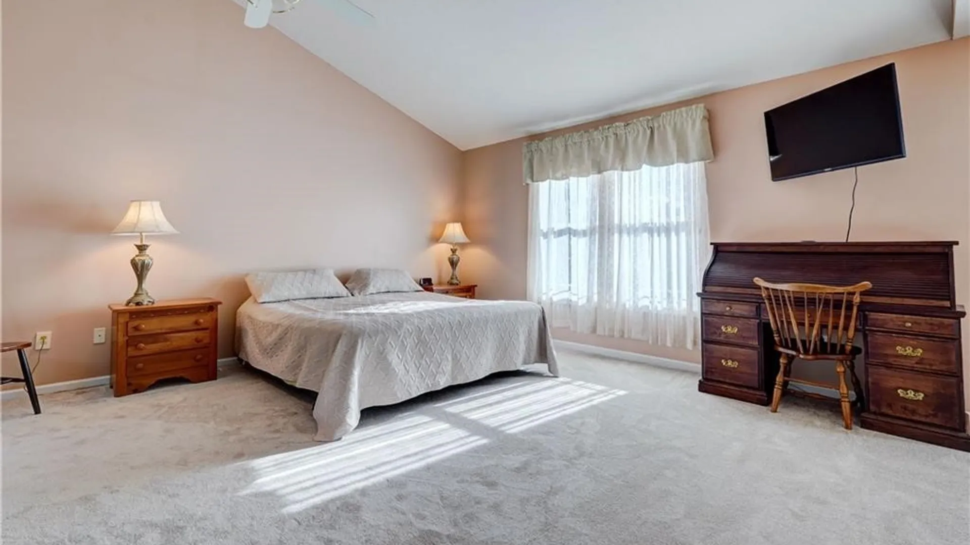 Property at 1028 Wickerton Lane, Webster, NY 14580 24