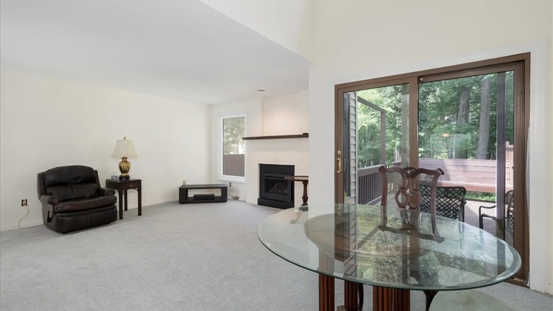 Property at 4 Tolland Bore, Aurora, NY 14052 9