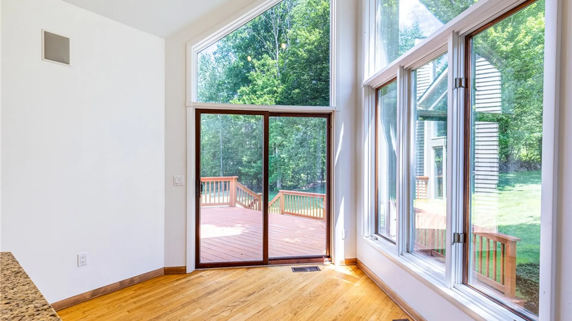 Property at 660 Treasure Circle, Webster, NY 14580 18