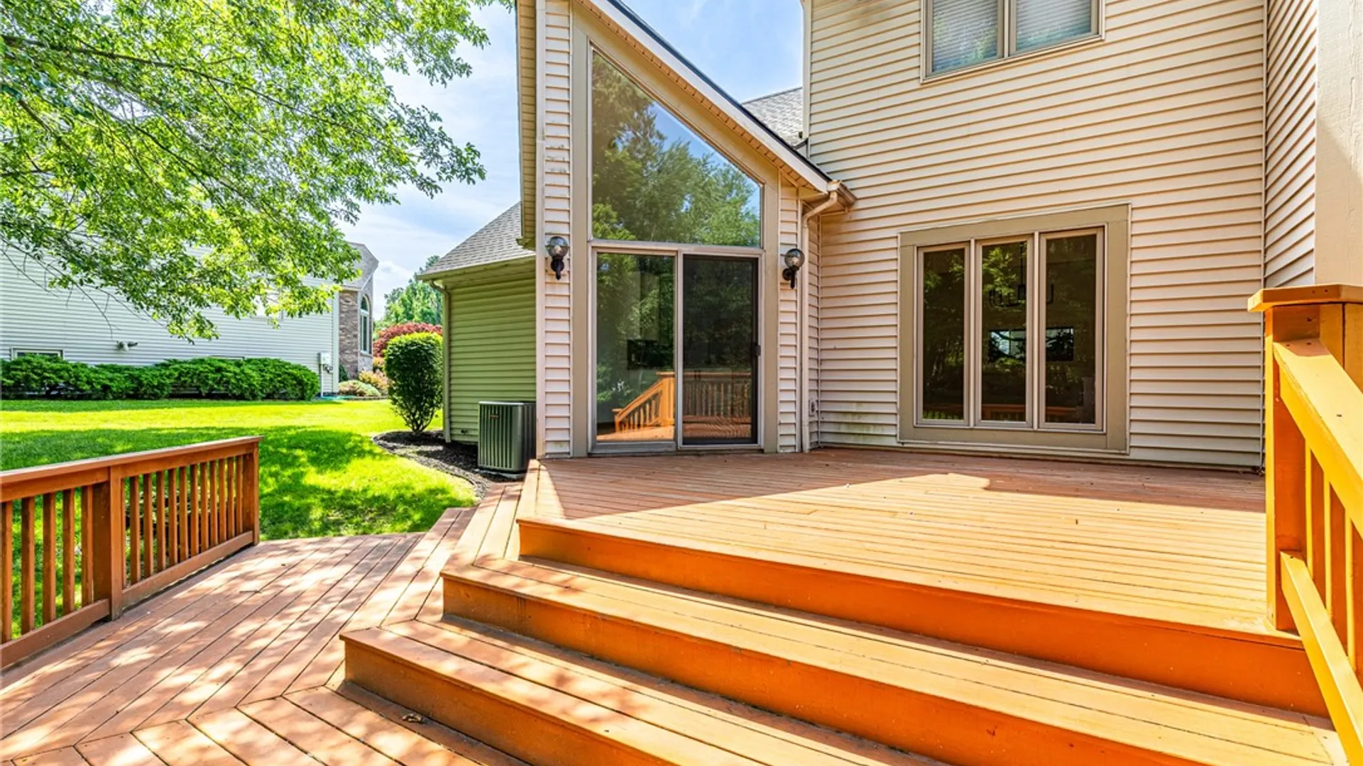 Property at 660 Treasure Circle, Webster, NY 14580 45