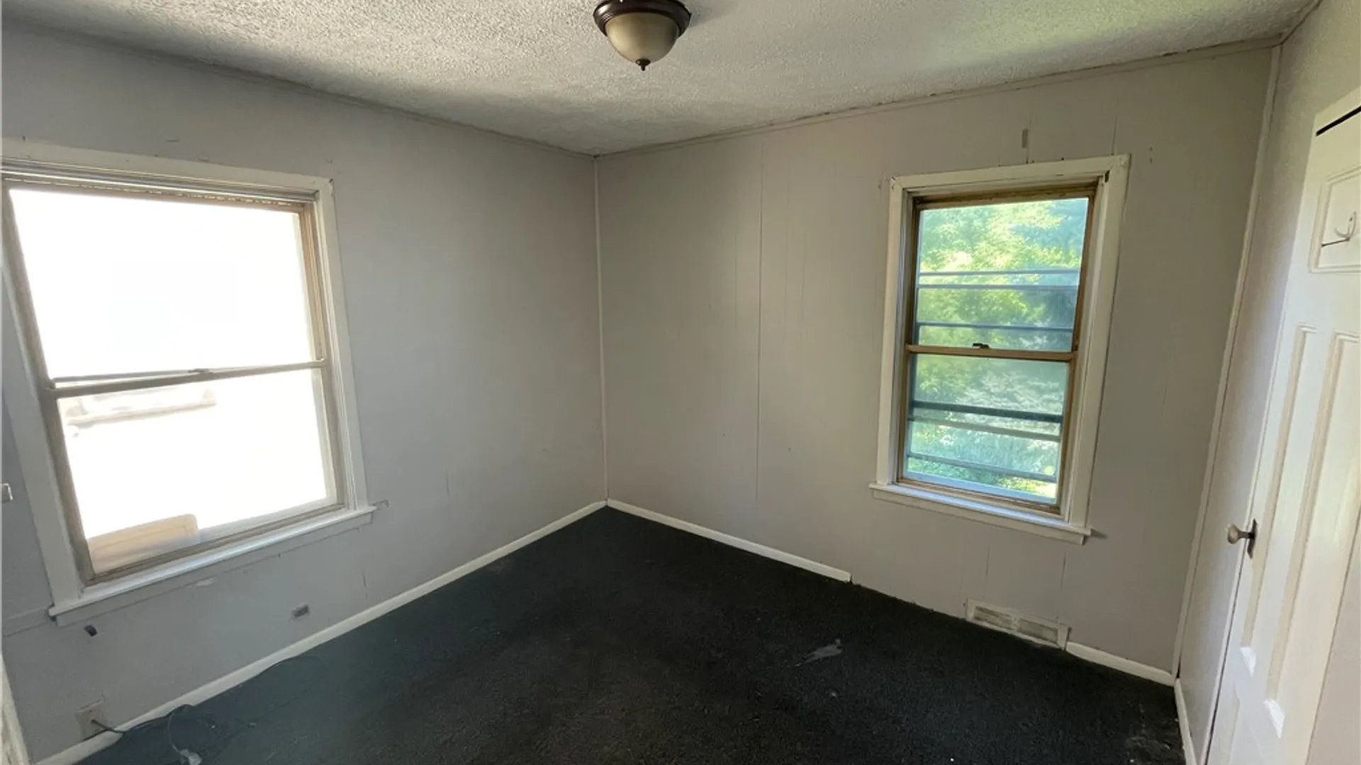 Property at 410 Emerson Street, Rochester, NY 14613 9