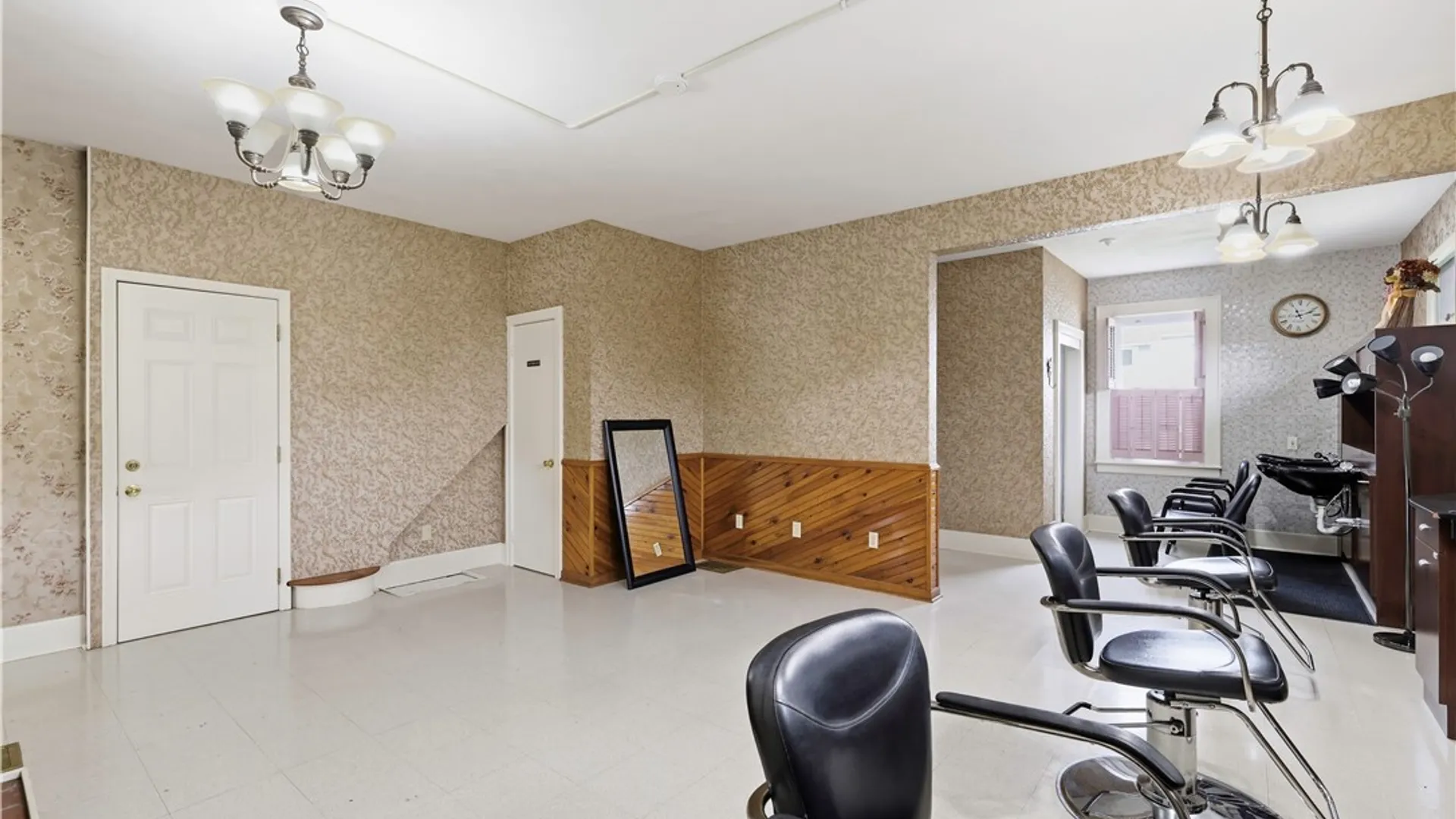 Property at 101 Roxford Rd N Roxford Road, Salina, NY 13208 7