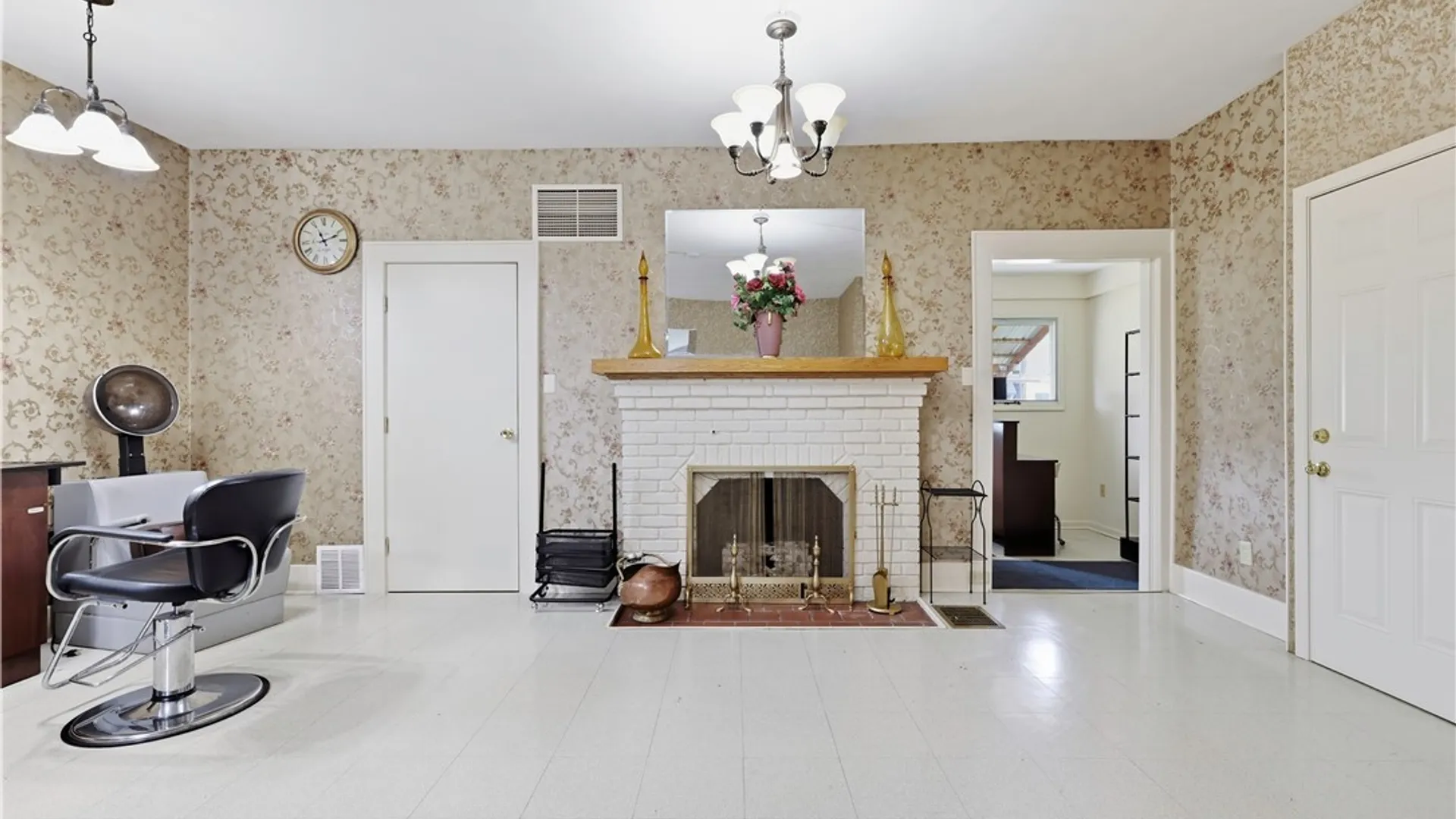 Property at 101 Roxford Rd N Roxford Road, Salina, NY 13208 15