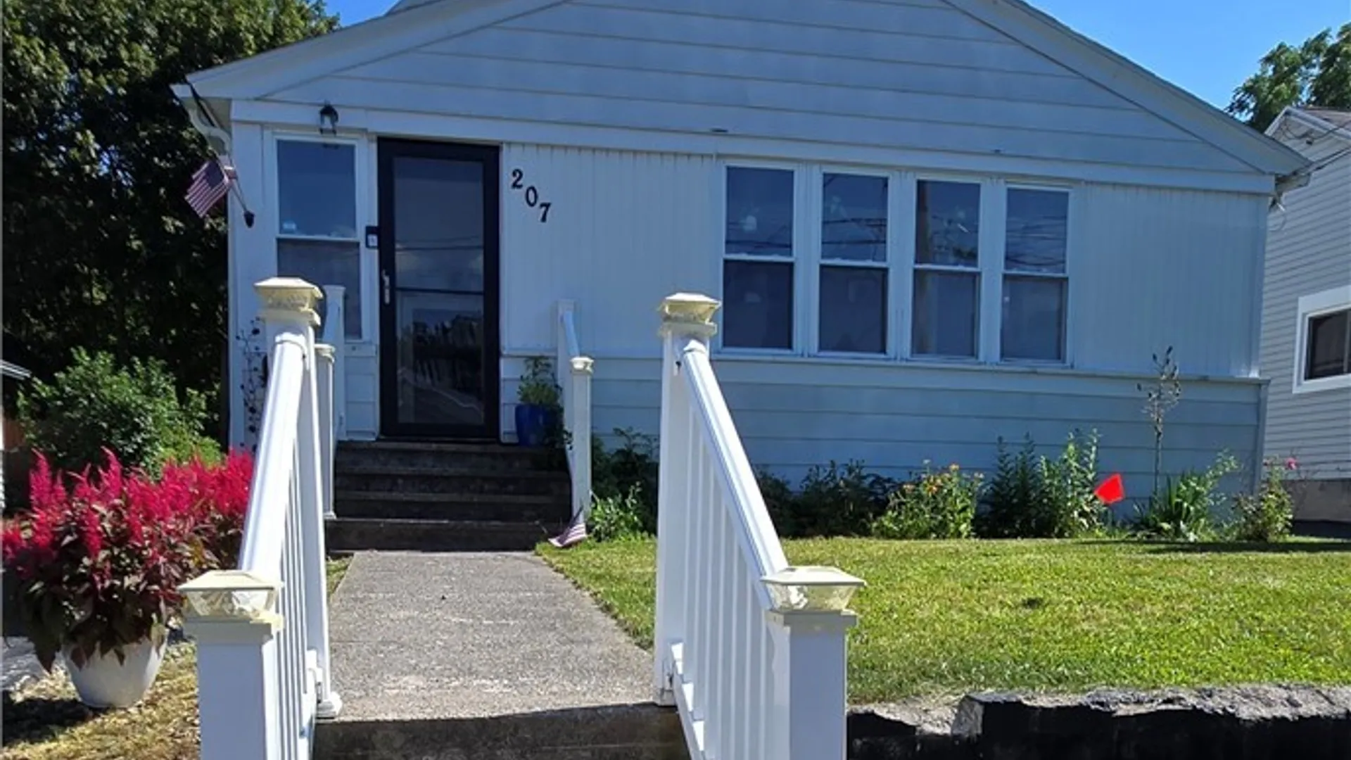 Property at 207 Cutler Street, DeWitt, NY 13057 6