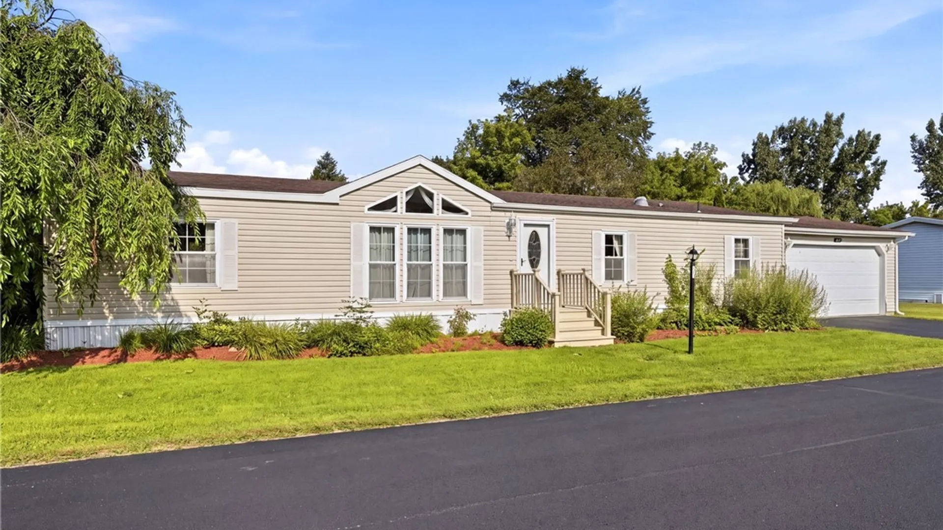 Property at 3233 Pratt Road, Batavia, NY 14020 2