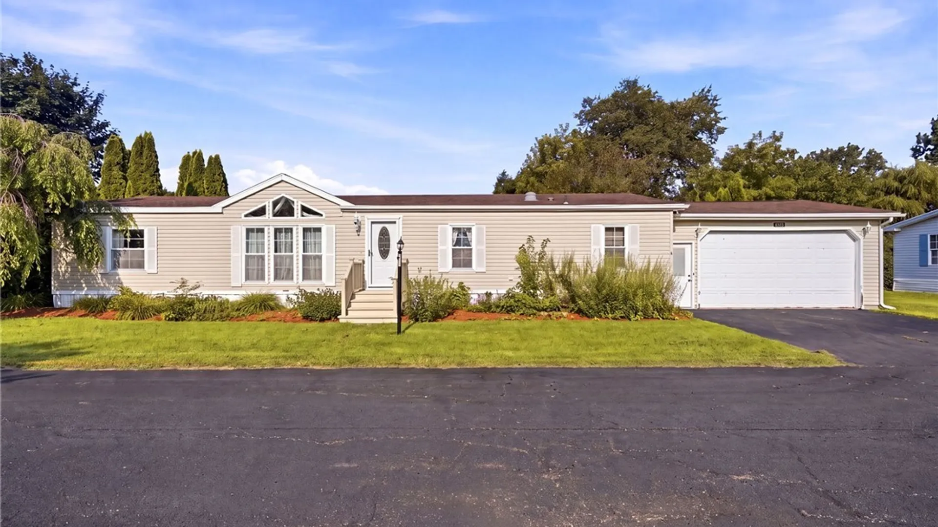 Property at 3233 Pratt Road, Batavia, NY 14020 3