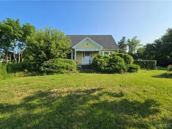 Property at 4781 Lower Mountain Road, Cambria, NY 14094