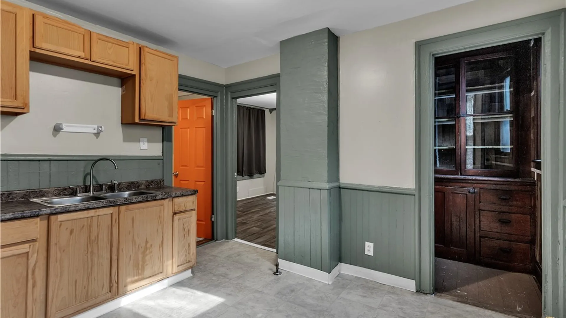 Property at 608 Woodlawn Avenue, Buffalo, NY 14211 25
