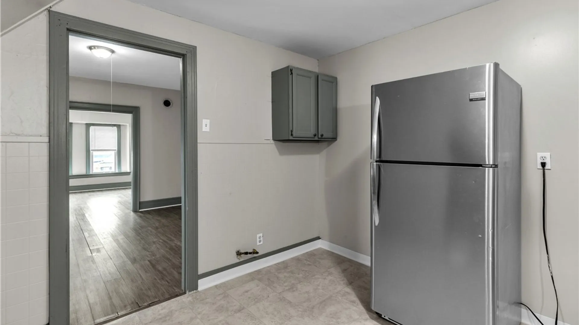 Property at 608 Woodlawn Avenue, Buffalo, NY 14211 38