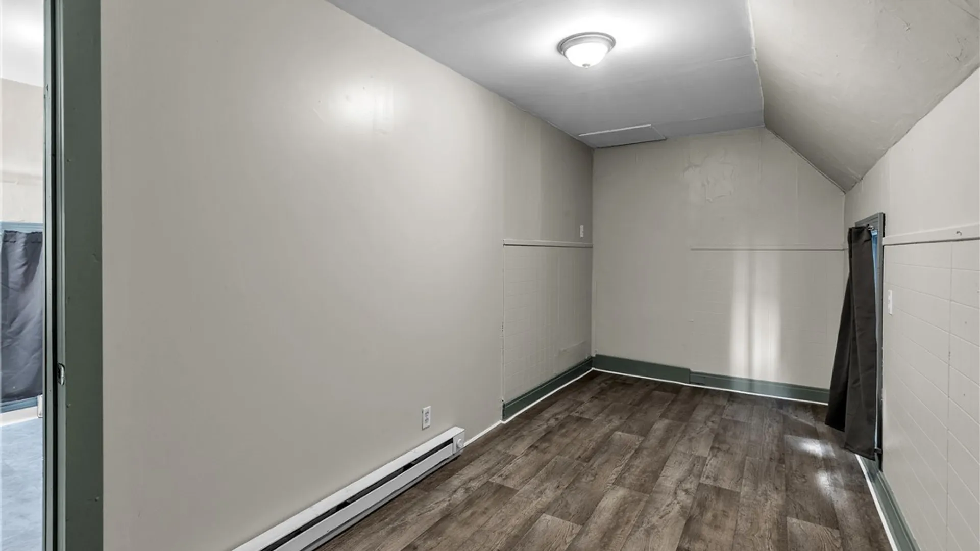 Property at 608 Woodlawn Avenue, Buffalo, NY 14211 40