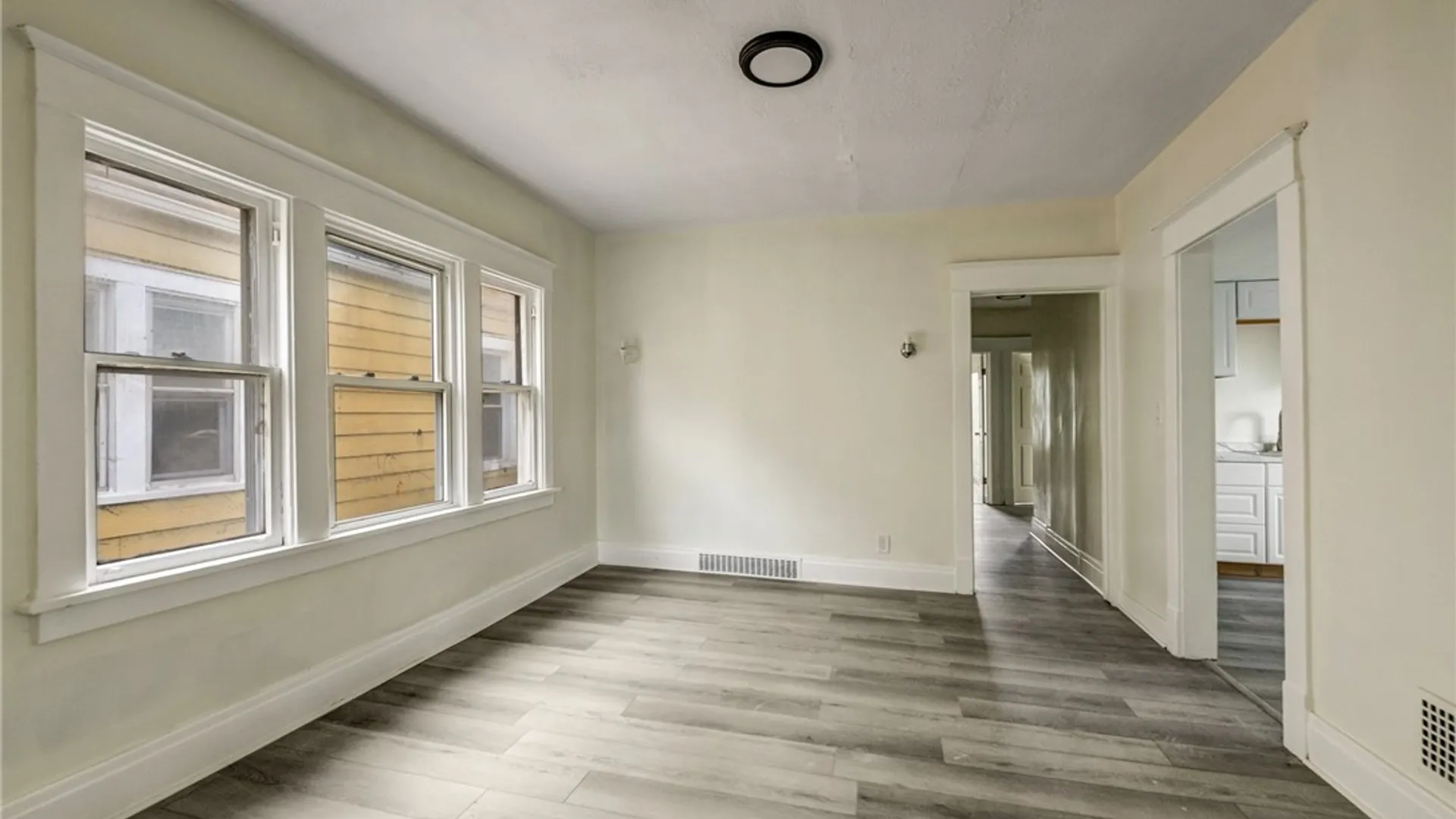 Property at 113 Donaldson Road, Buffalo, NY 14208 30
