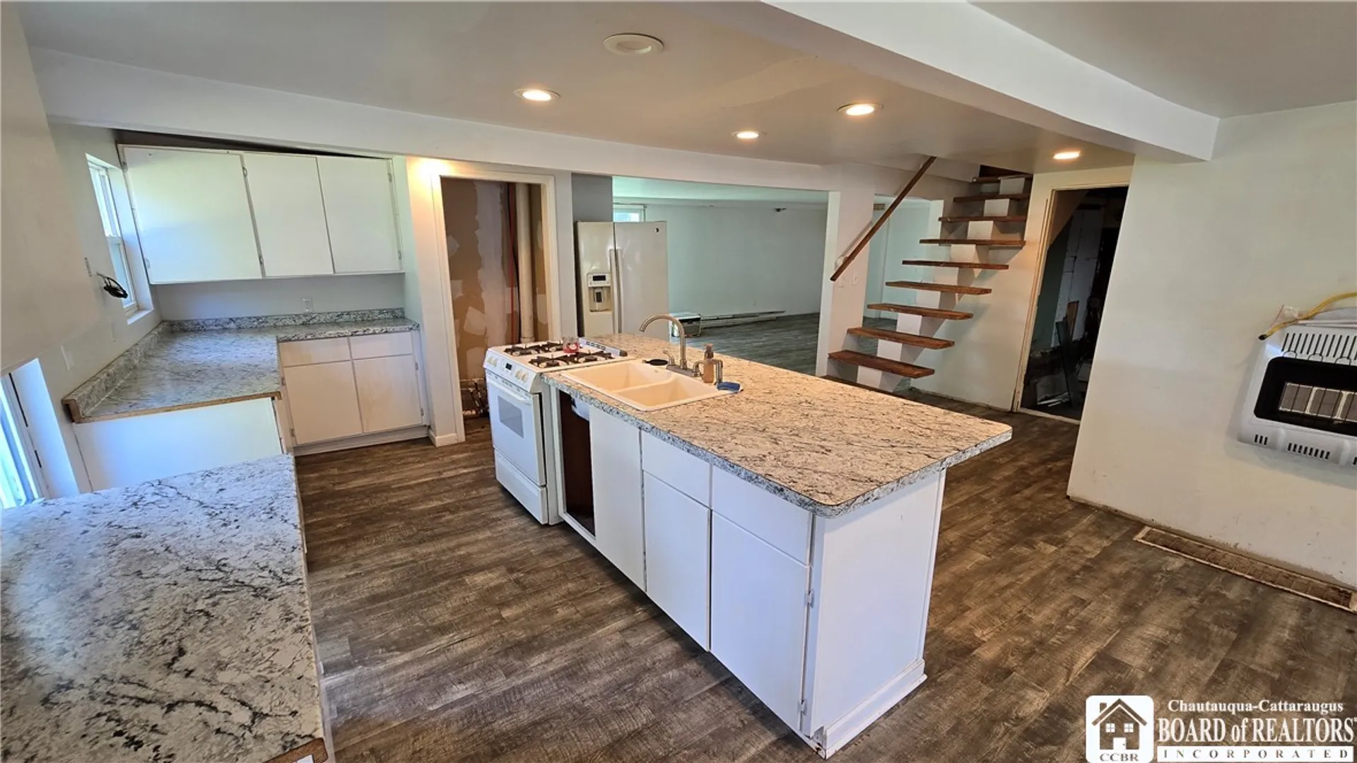 Property at 23 Leslie Street, Ellicott, NY 14701 5