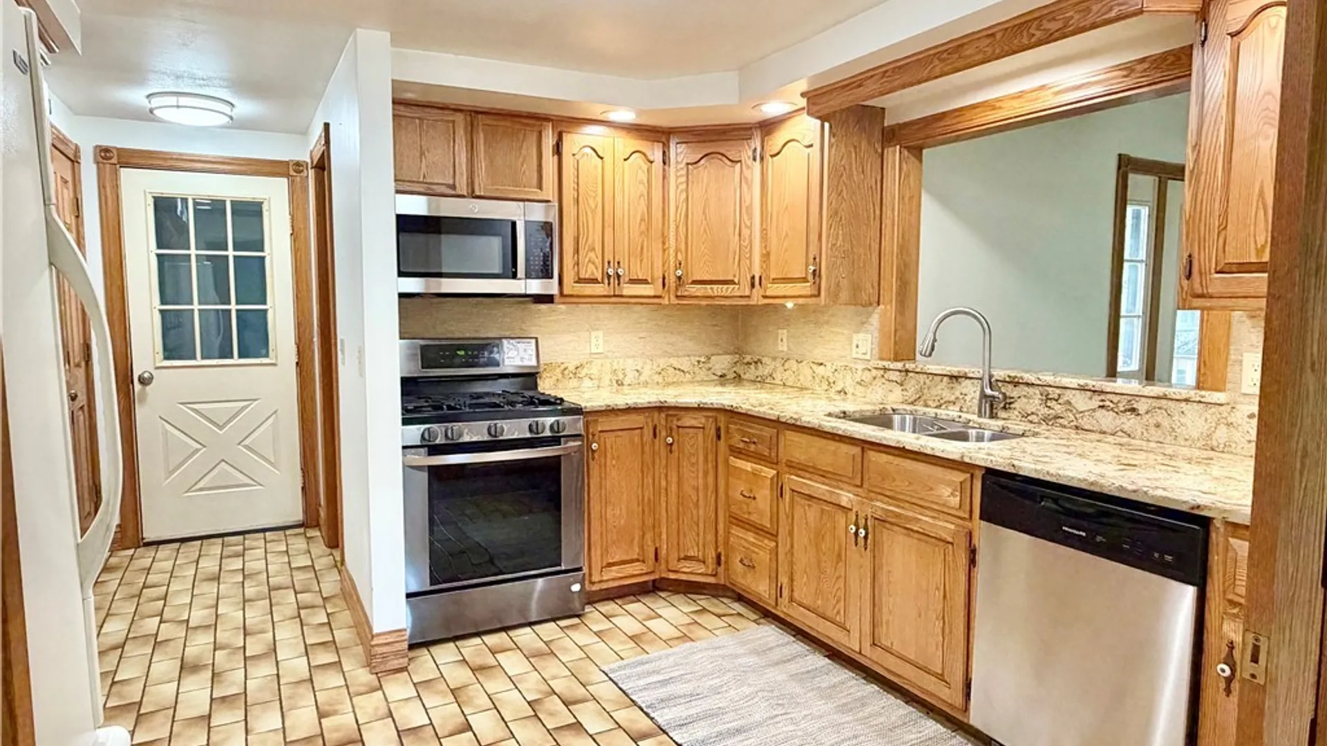 Property at 122 Silverlace Terrace, Camillus, NY 13219 17