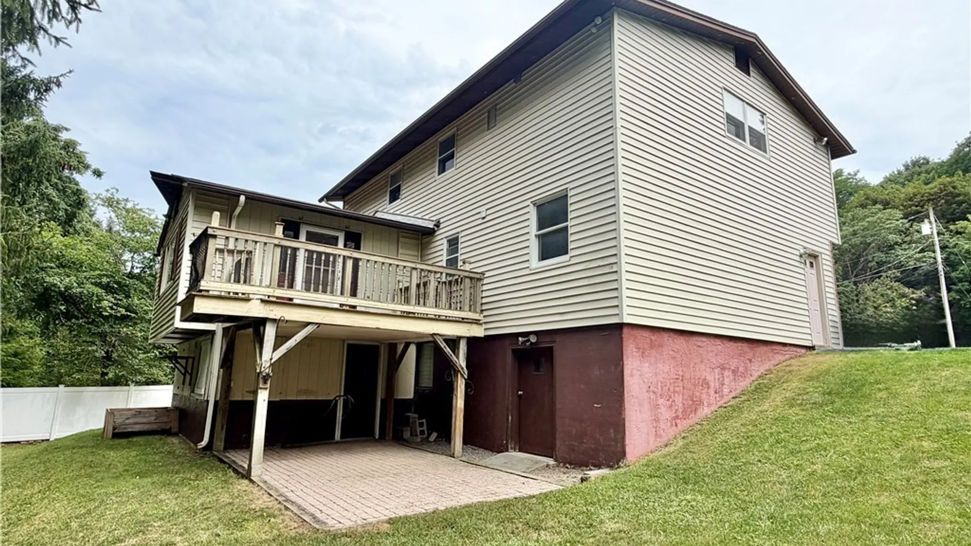 Property at 122 Silverlace Terrace, Camillus, NY 13219 44