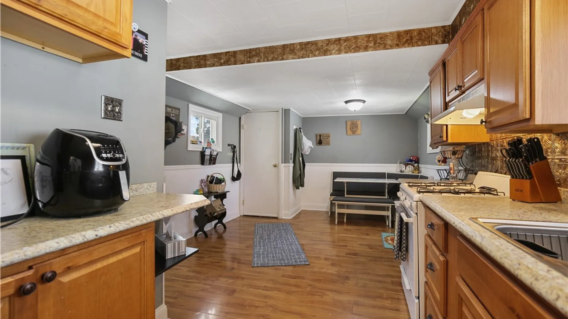 Property at 615 Matty Avenue, Salina, NY 13211 6