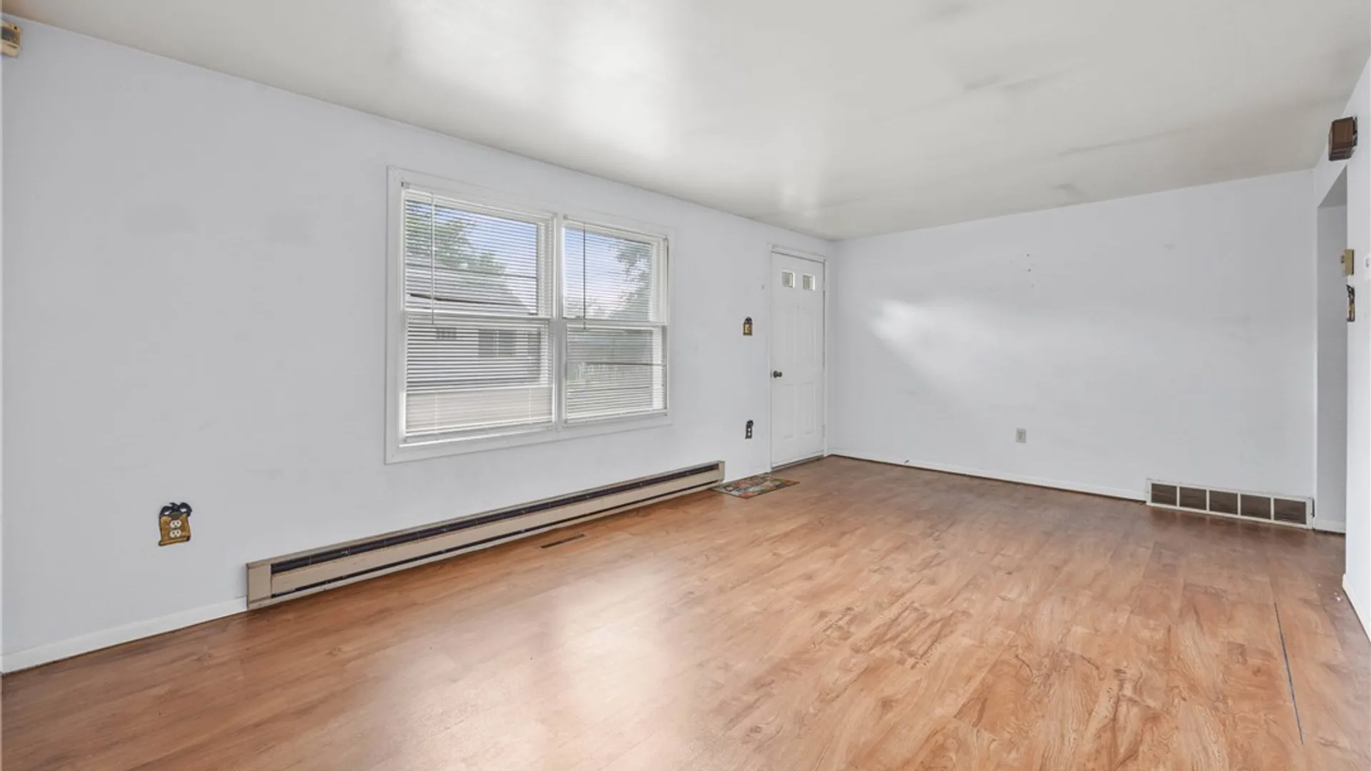 Property at 101 Stevens Place, Syracuse, NY 13210 7
