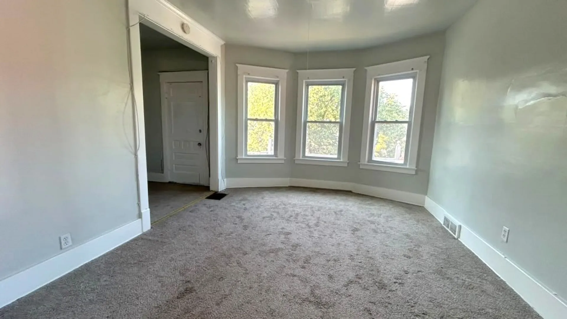 Property at 39 Frankfort Avenue, Buffalo, NY 14211 6