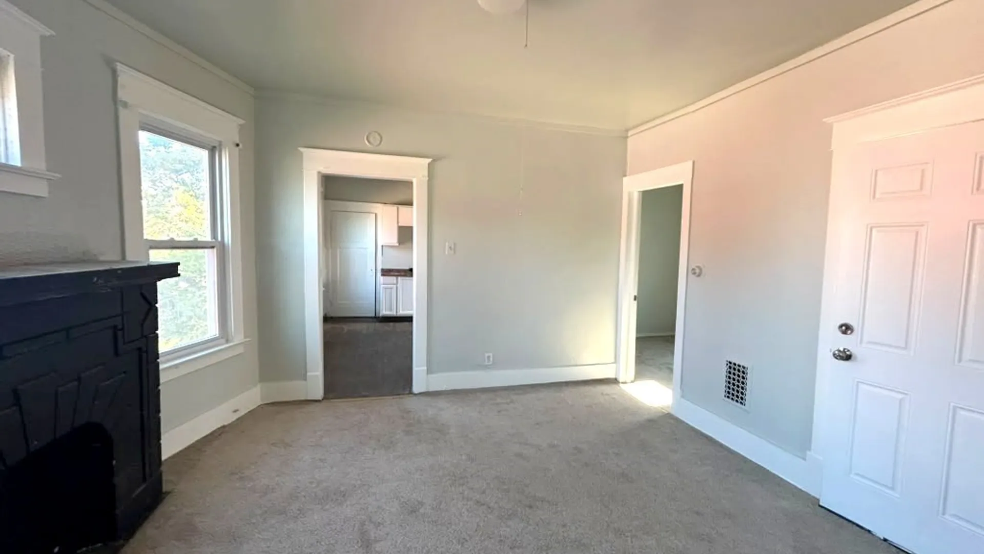 Property at 39 Frankfort Avenue, Buffalo, NY 14211 9