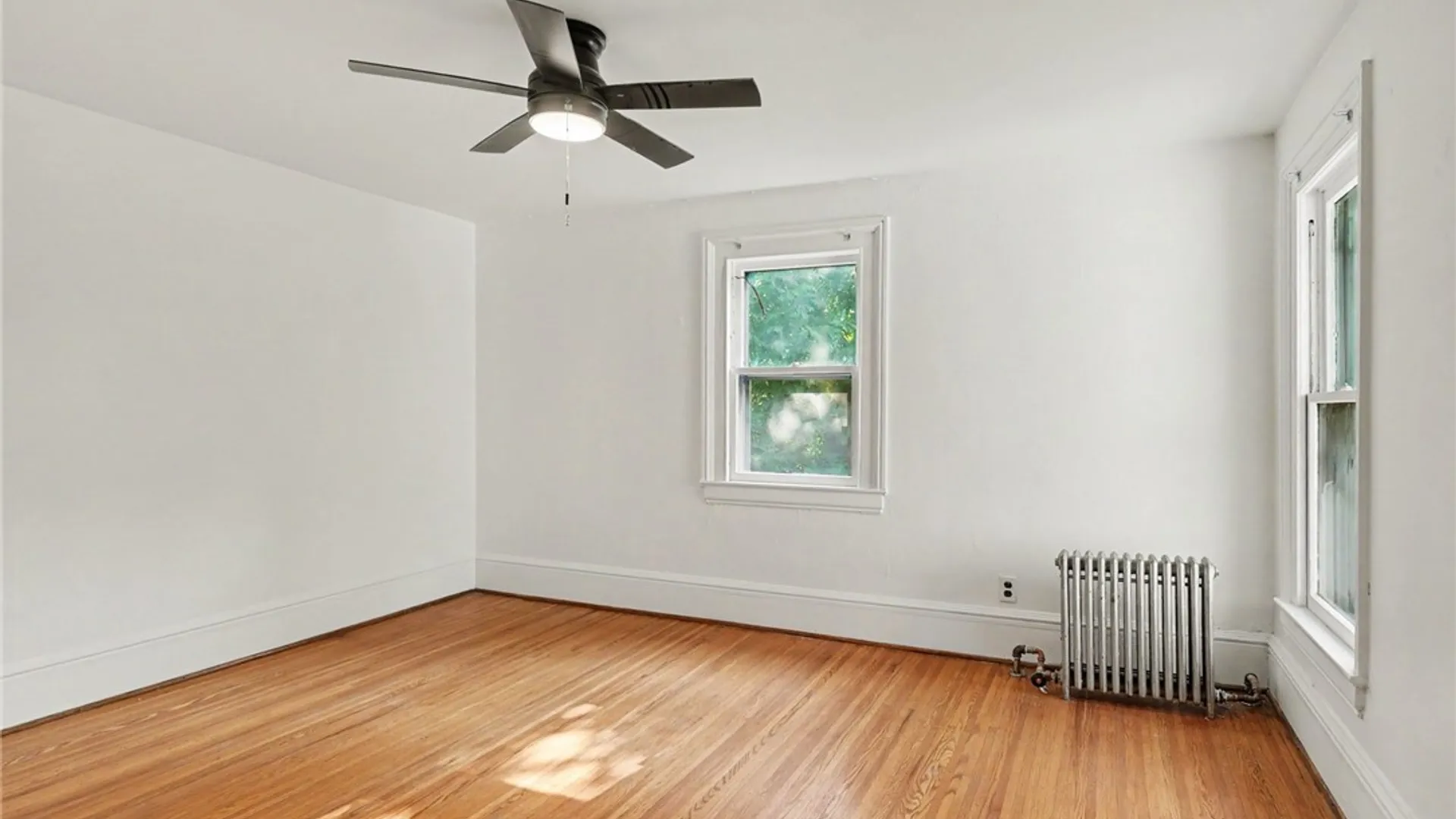 Property at 54 Sanford St B (Upper), Rochester, NY 14620 16
