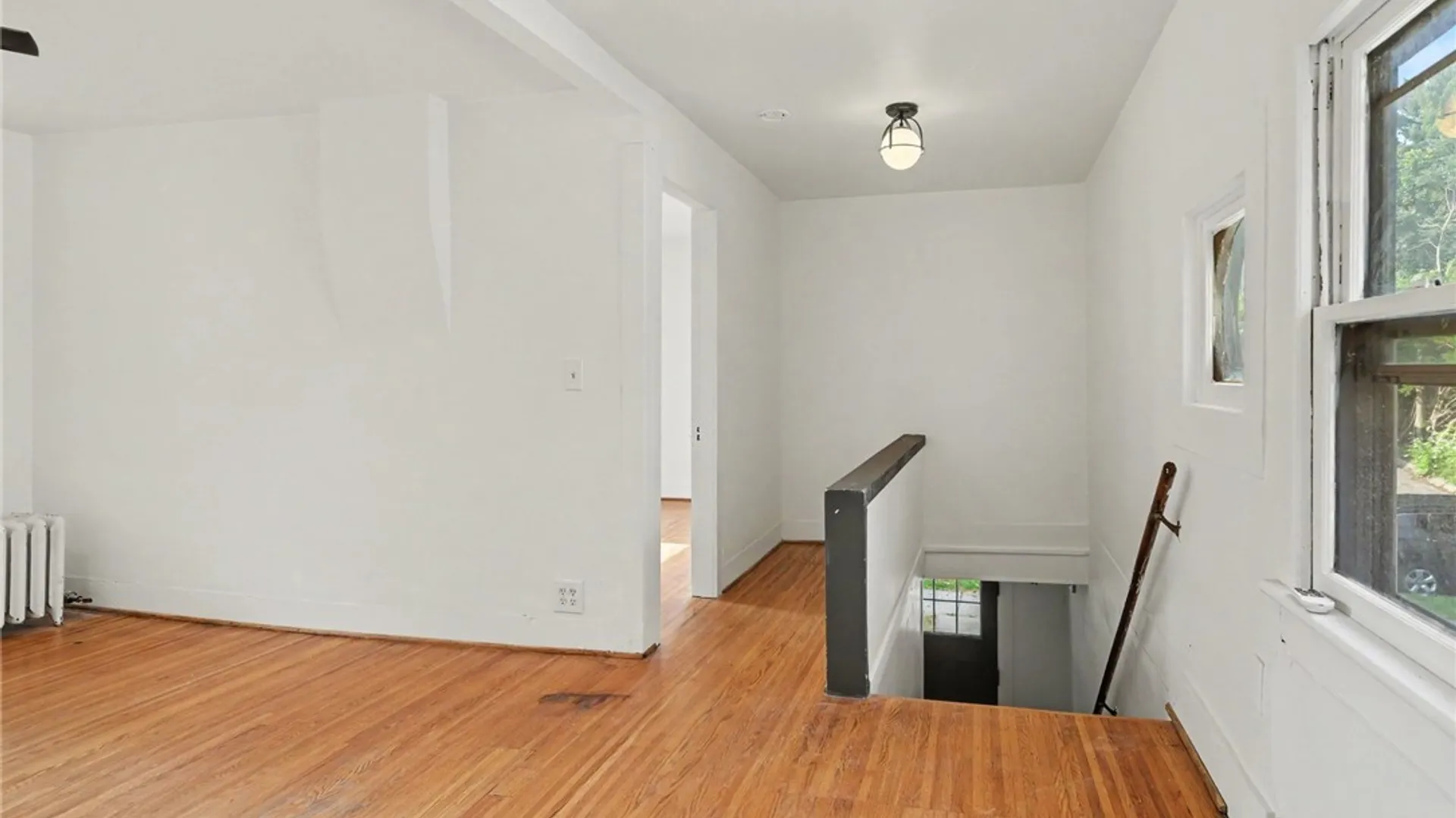 Property at 54 Sanford St B (Upper), Rochester, NY 14620 3