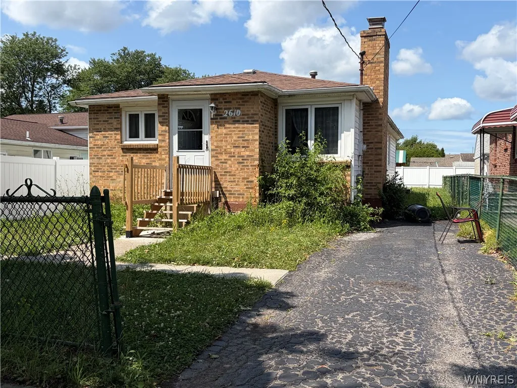 Property at 2610 Ferry Avenue, Niagara Falls, NY 14301
