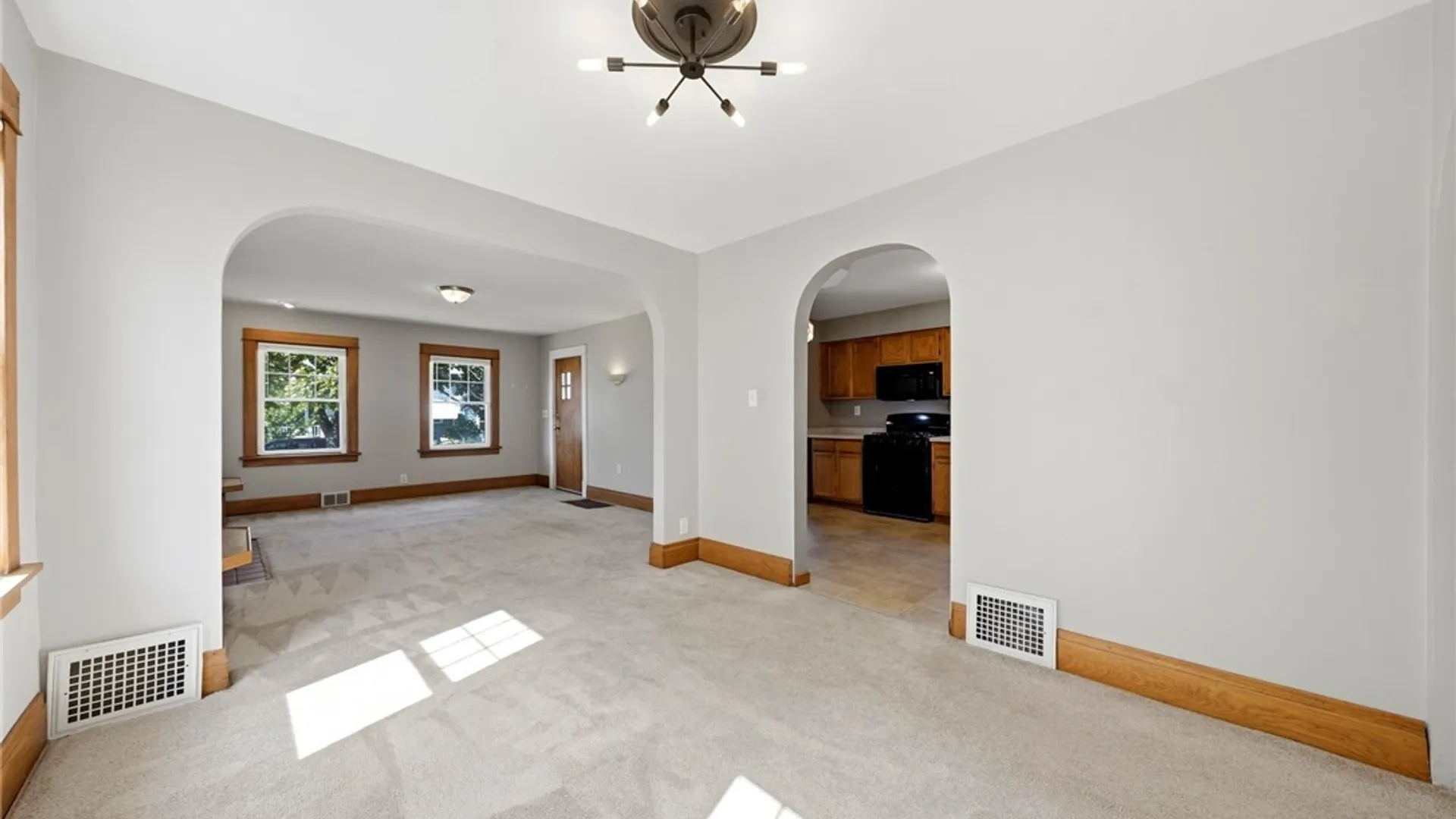 Property at 51 Delwood Road, Tonawanda, NY 14217 23