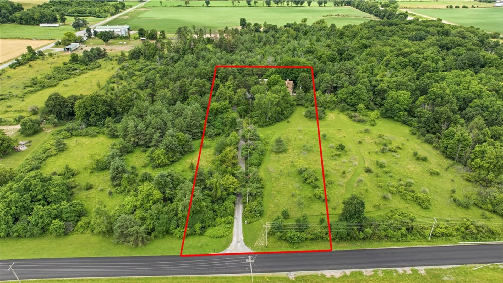 Property at 7984 W Bergen Road, Leroy, NY 14482 14
