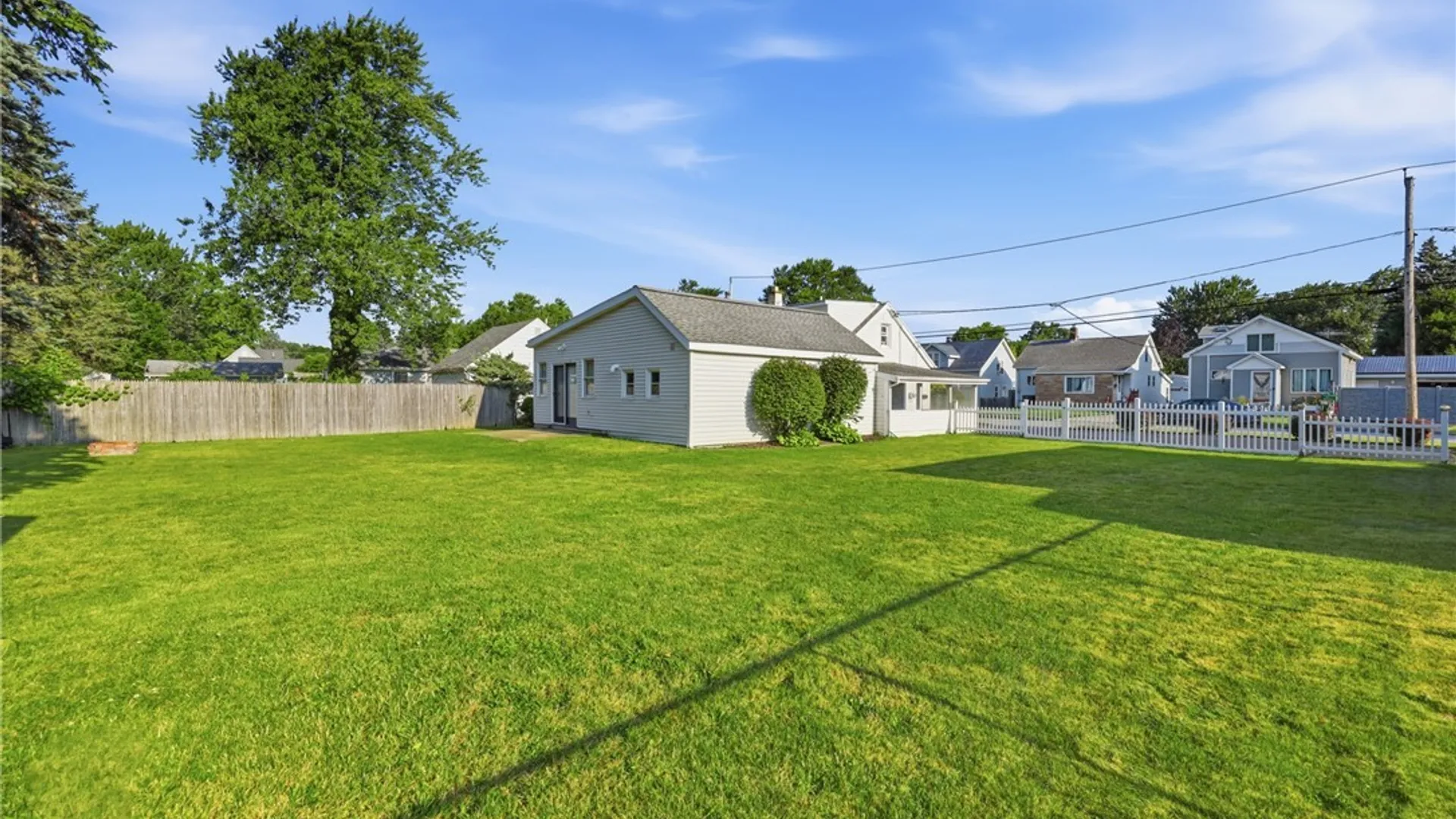 Property at 533 Euclid Avenue, North Tonawanda, NY 14120 9