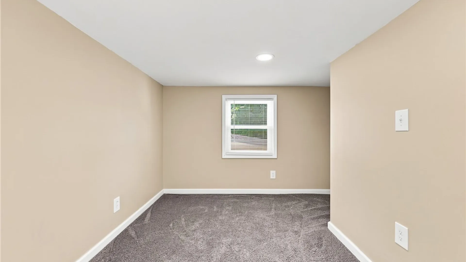 Property at 533 Euclid Avenue, North Tonawanda, NY 14120 17