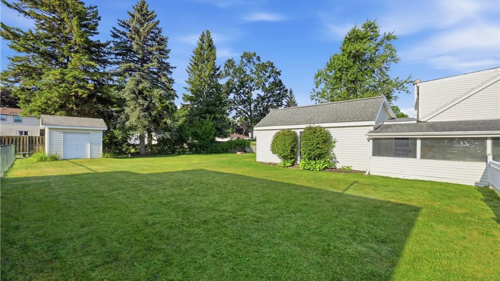 Property at 533 Euclid Avenue, North Tonawanda, NY 14120 24