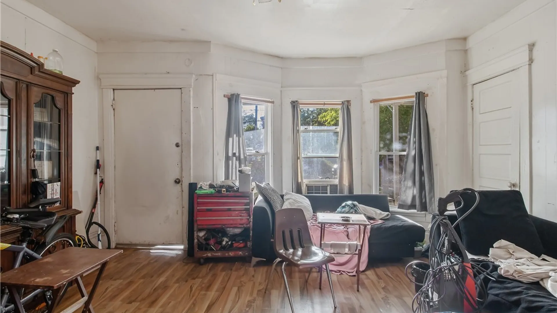 Property at 913 Lemoyne Avenue, Syracuse, NY 13208 3