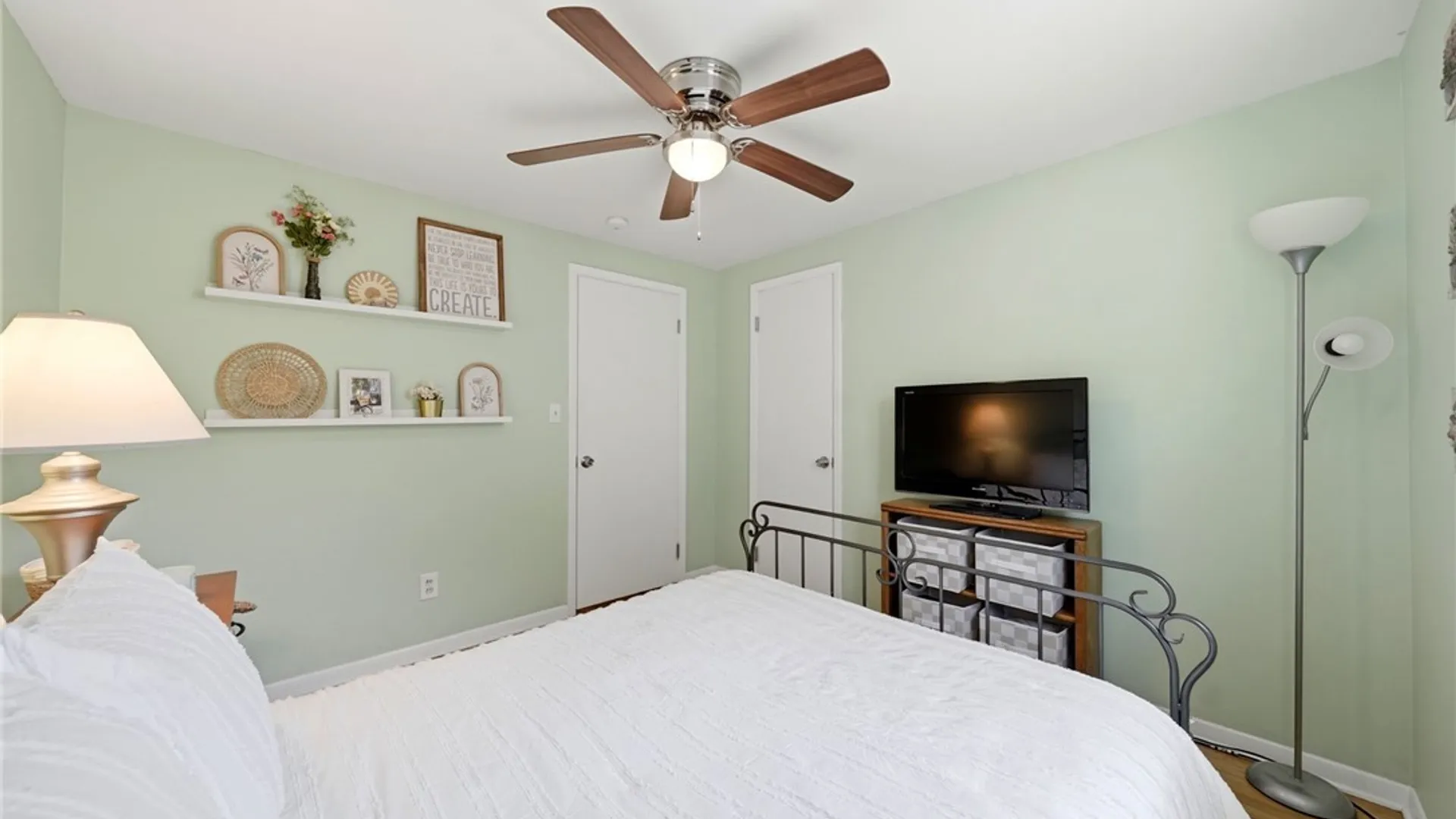 Property at 283 Wilmington Avenue, Tonawanda, NY 14150 13