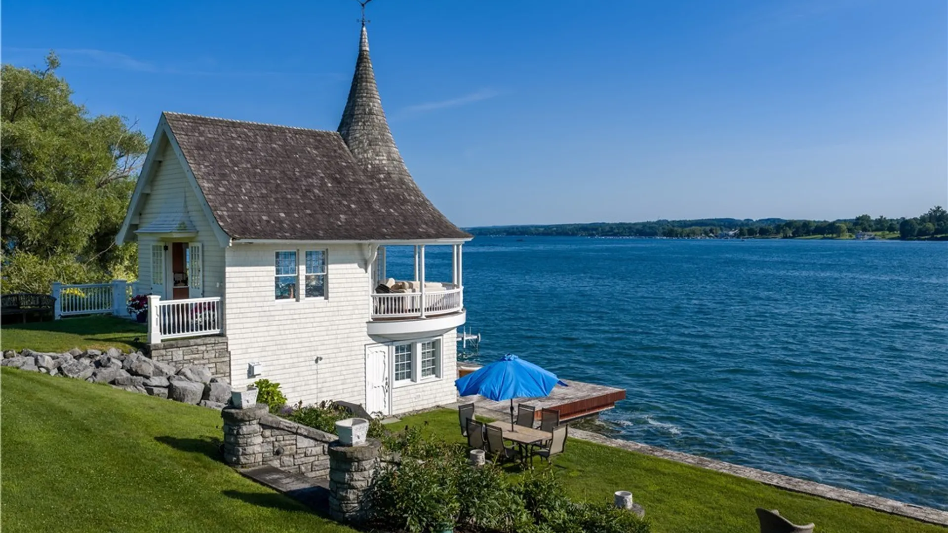 Property at 102 E Genesee Street, Skaneateles, NY 13152 9