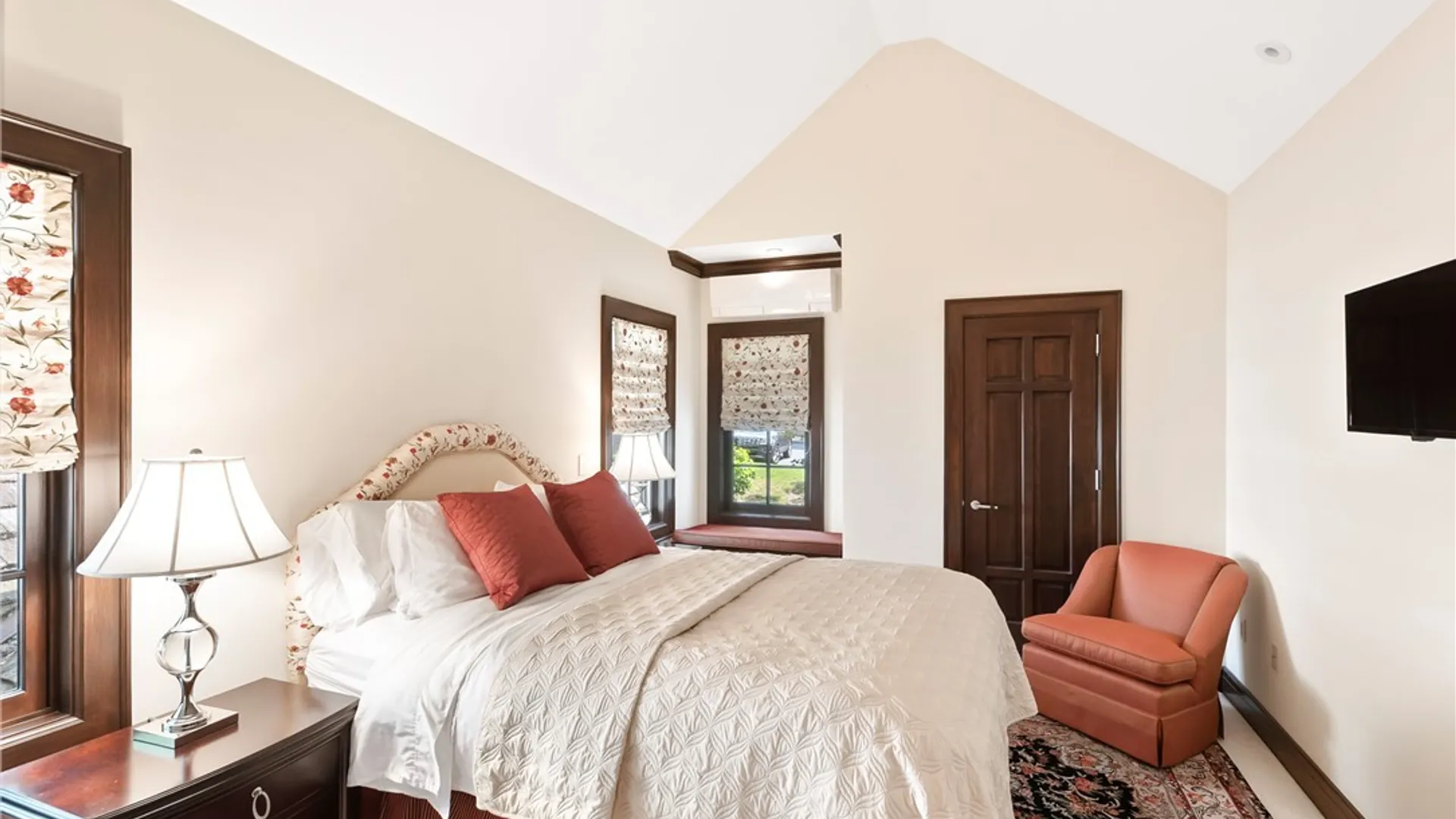 Property at 102 E Genesee Street, Skaneateles, NY 13152 33