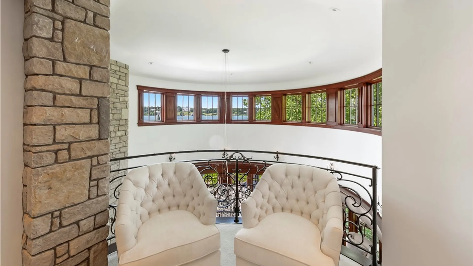 Property at 102 E Genesee Street, Skaneateles, NY 13152 32