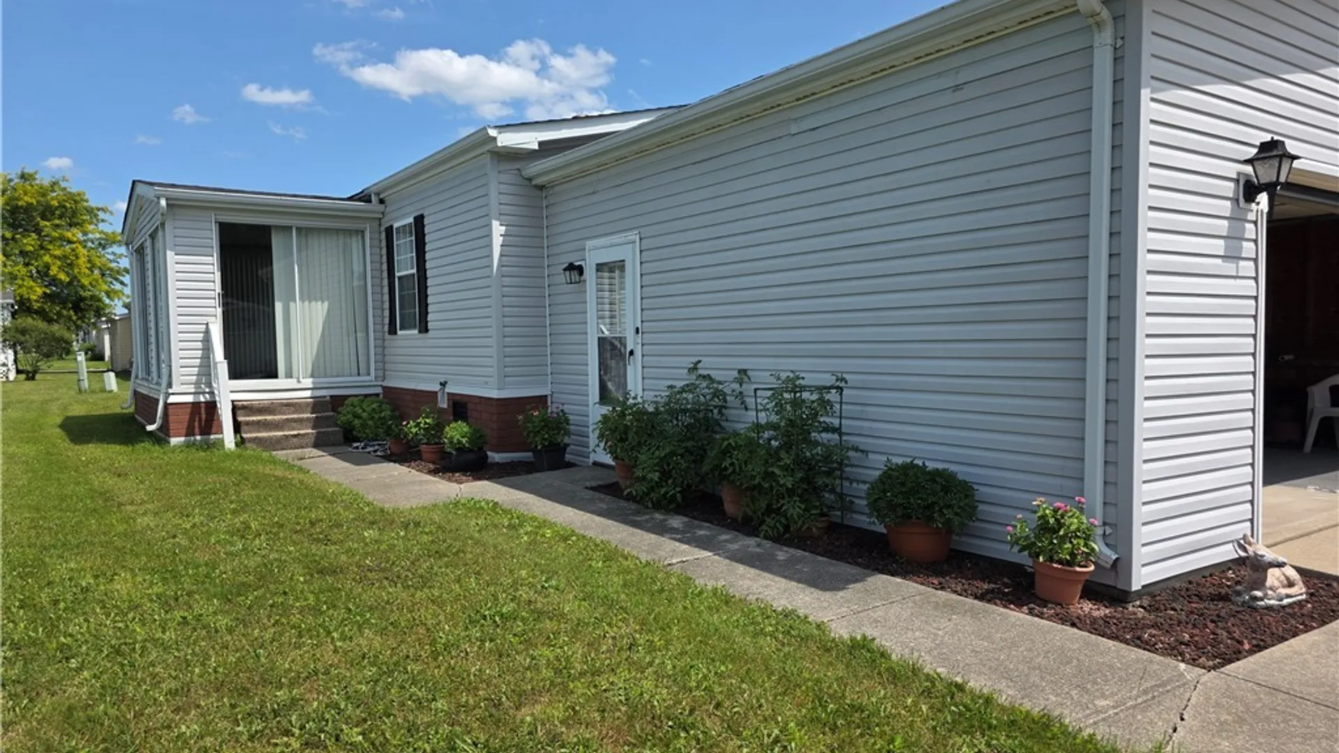 Property at 123 Golden Pond, Newstead, NY 14001 2
