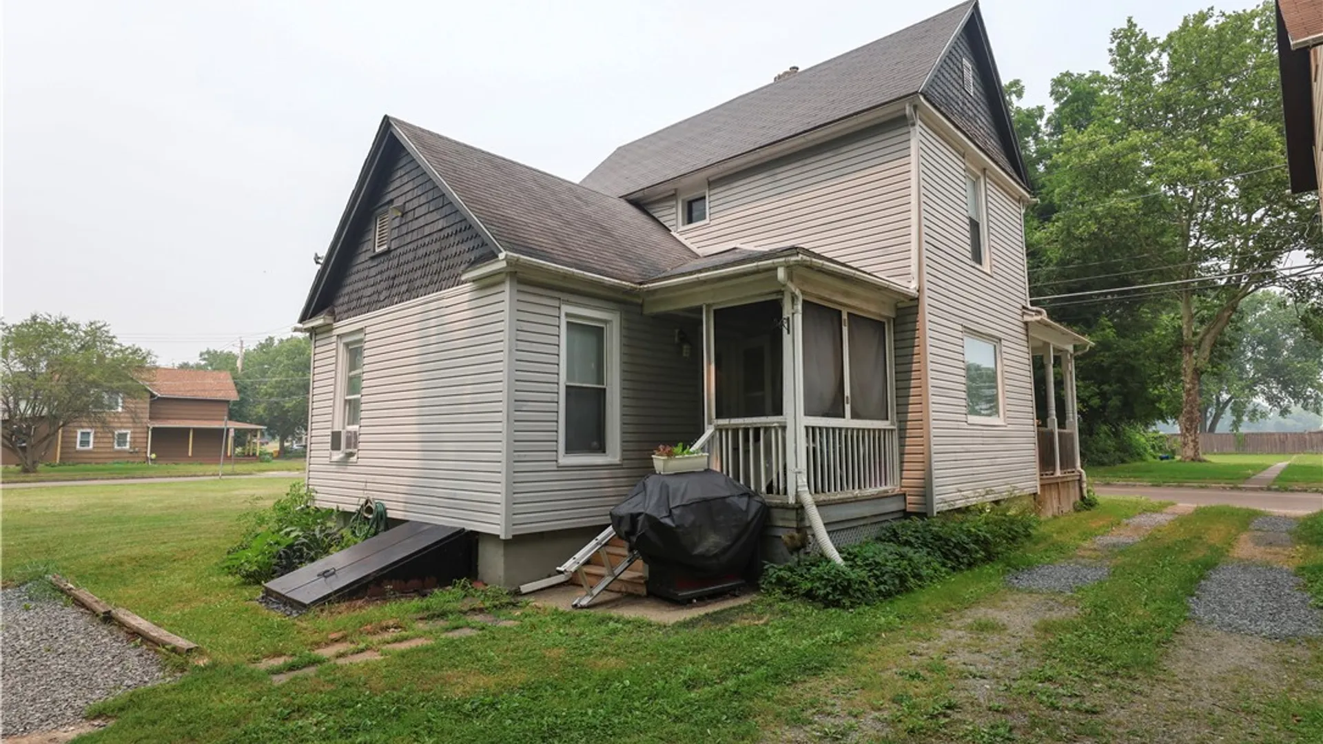 Property at 461 W Hudson Street, Elmira City, NY 14904 4