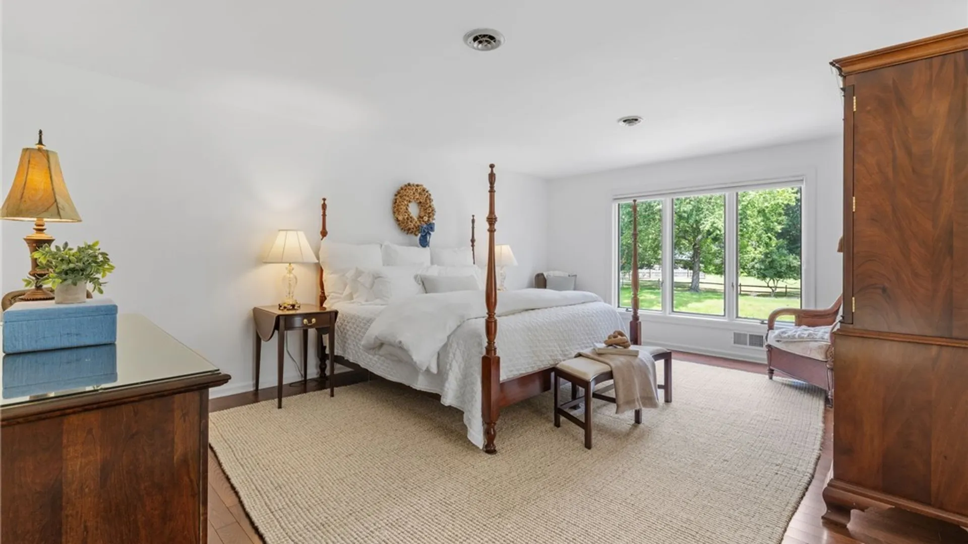 Property at 7951 Oak Brook Circle, Victor, NY 14534 25