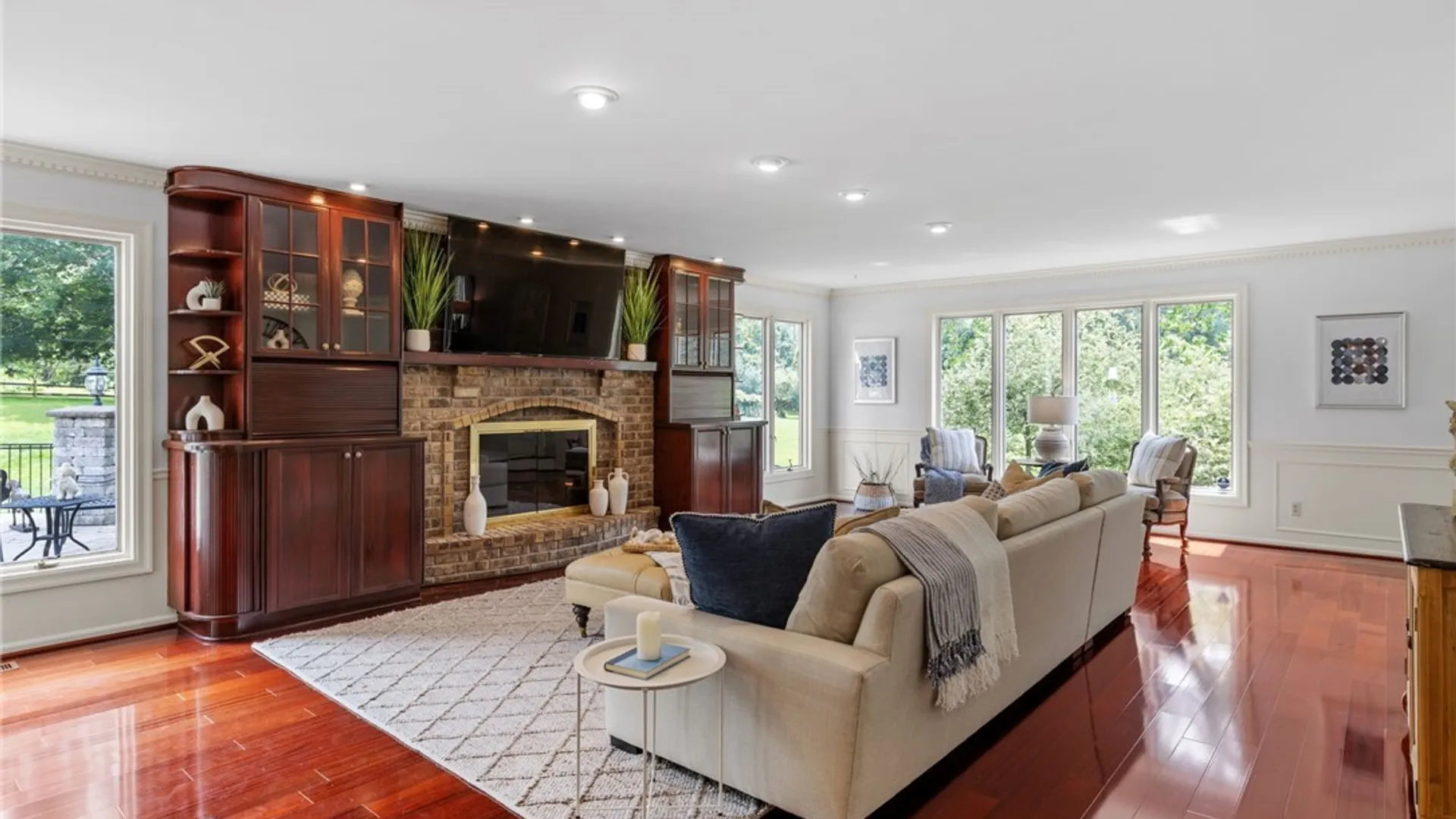 Property at 7951 Oak Brook Circle, Victor, NY 14534 9