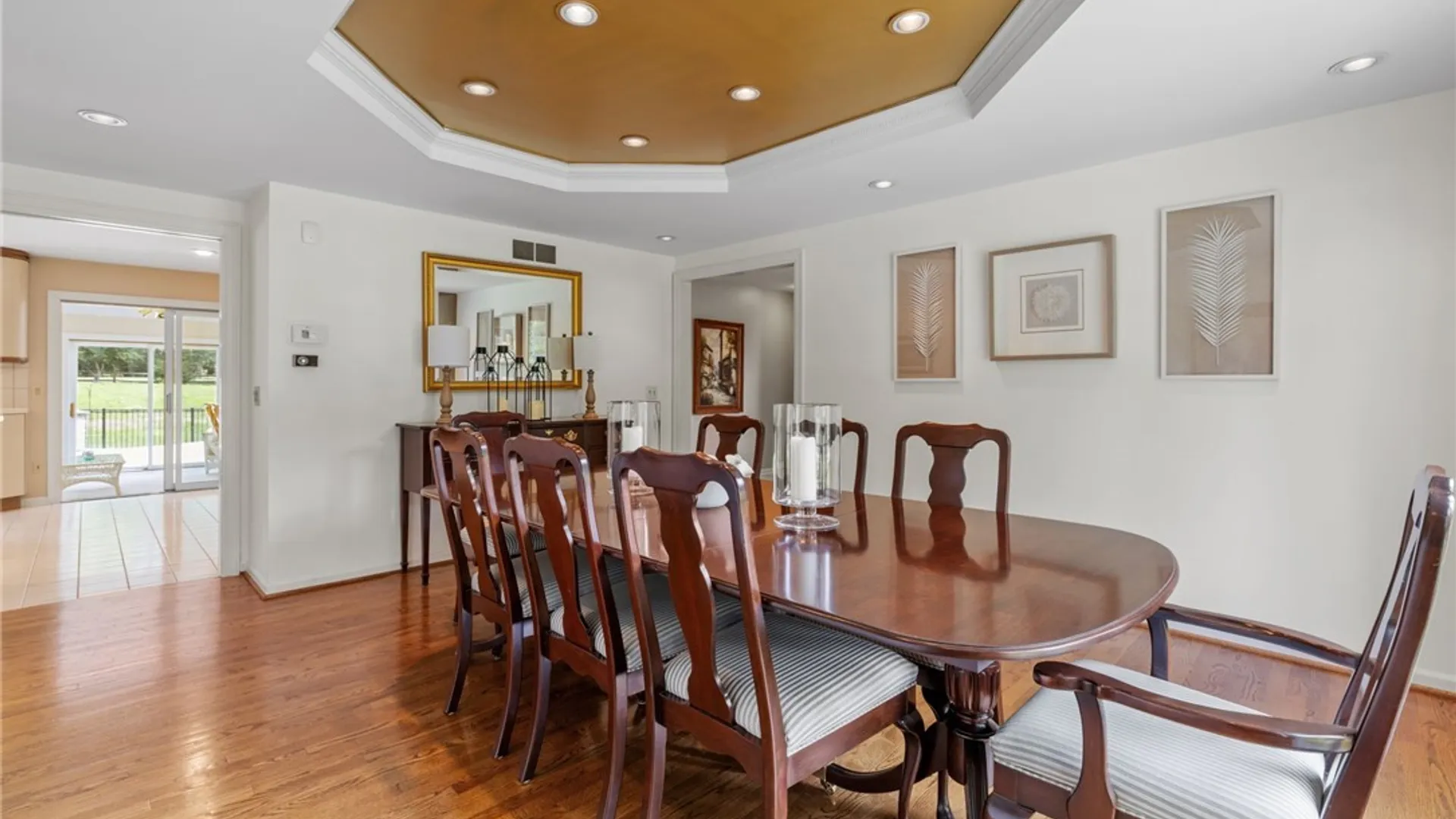Property at 7951 Oak Brook Circle, Victor, NY 14534 12