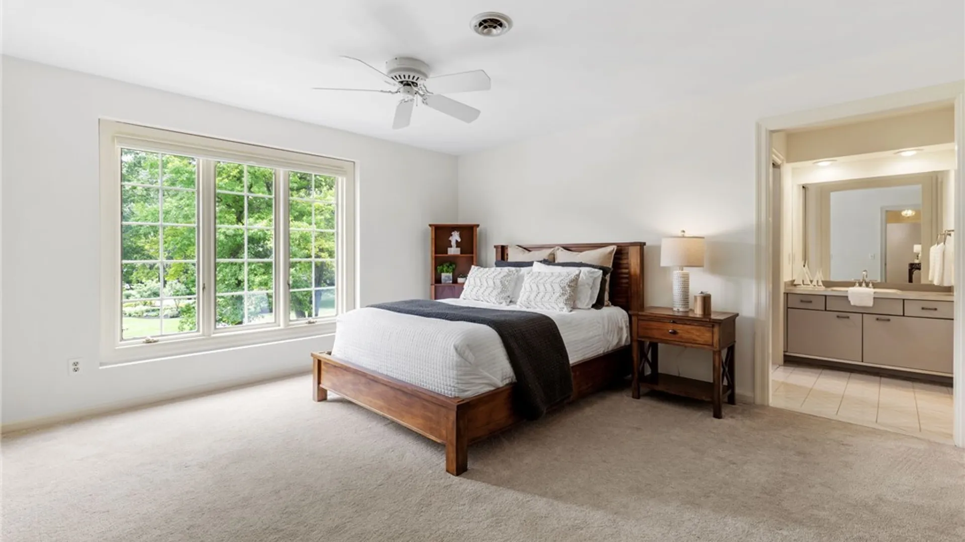 Property at 7951 Oak Brook Circle, Victor, NY 14534 31
