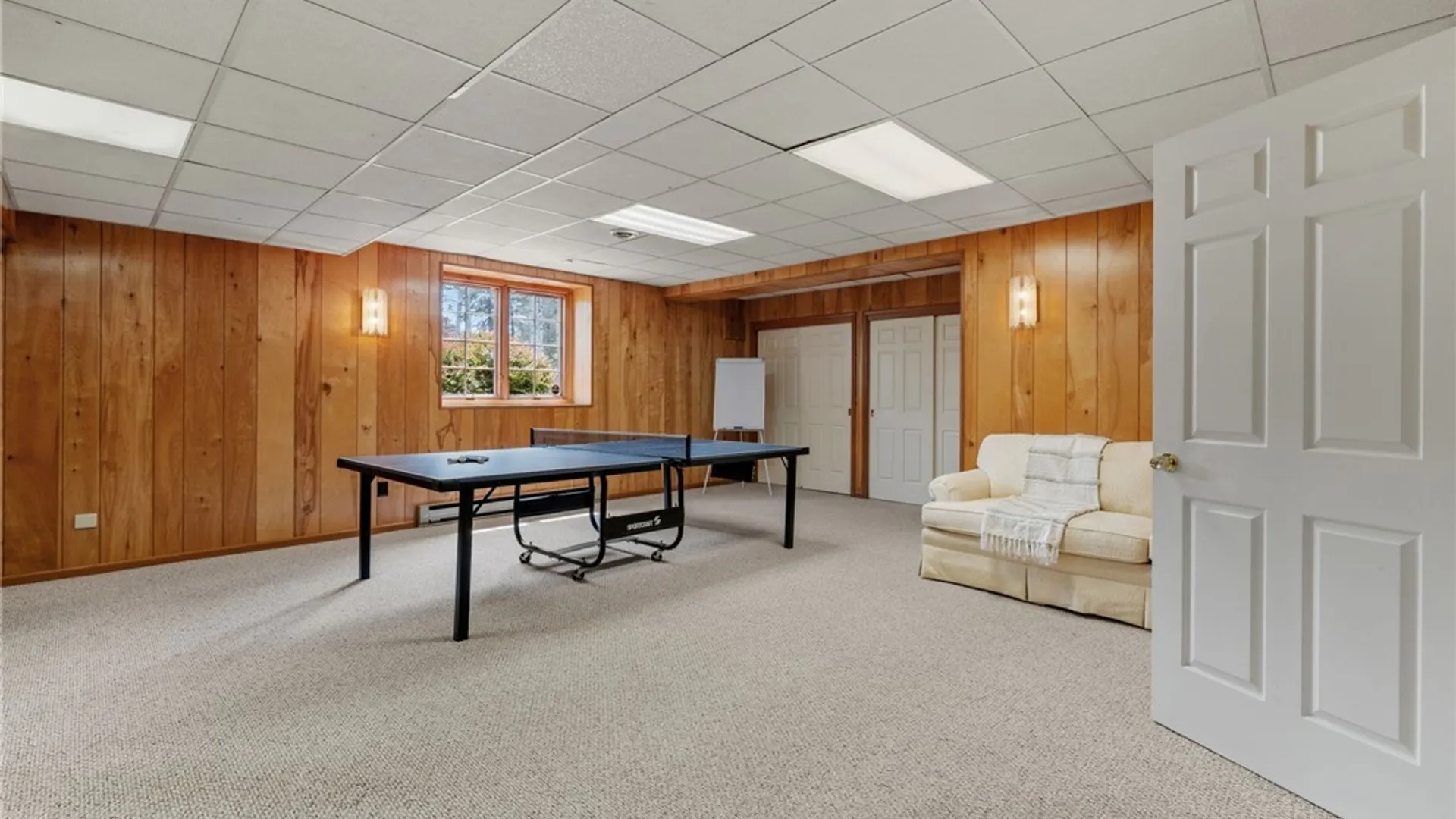 Property at 7951 Oak Brook Circle, Victor, NY 14534 36