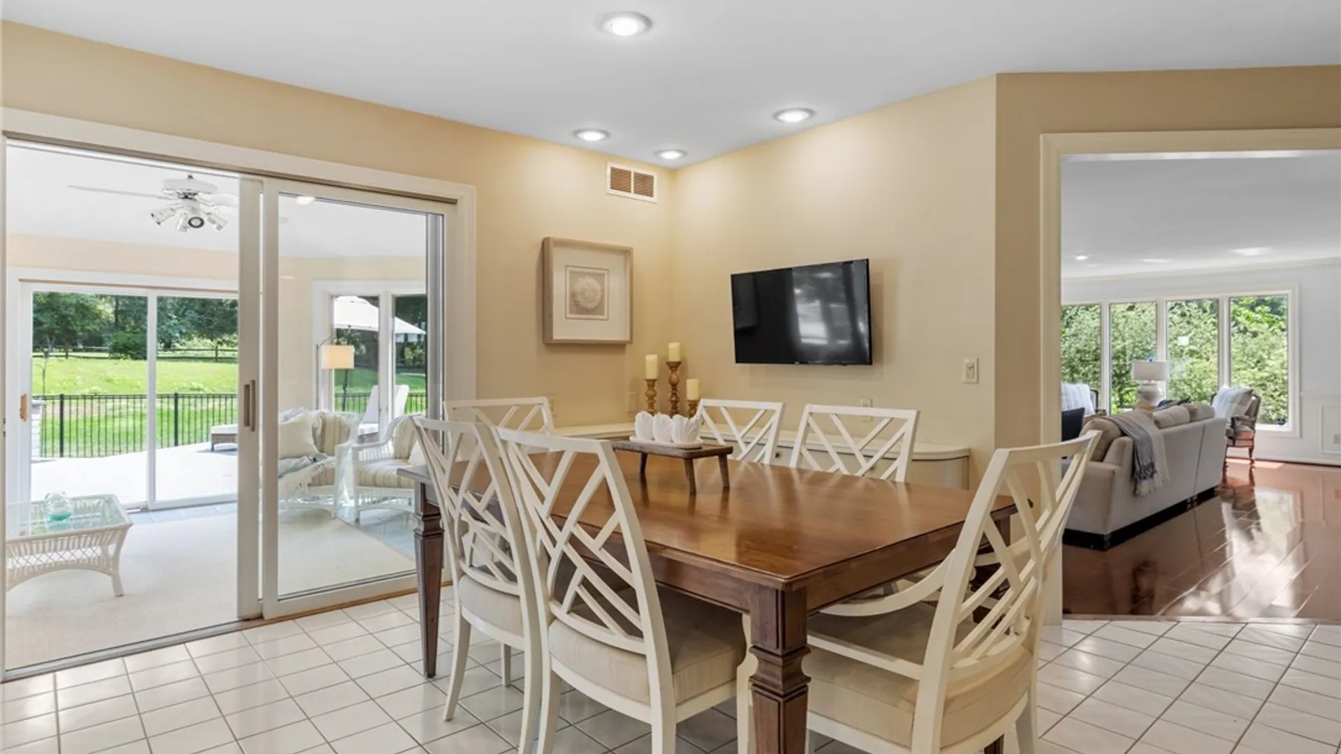 Property at 7951 Oak Brook Circle, Victor, NY 14534 14