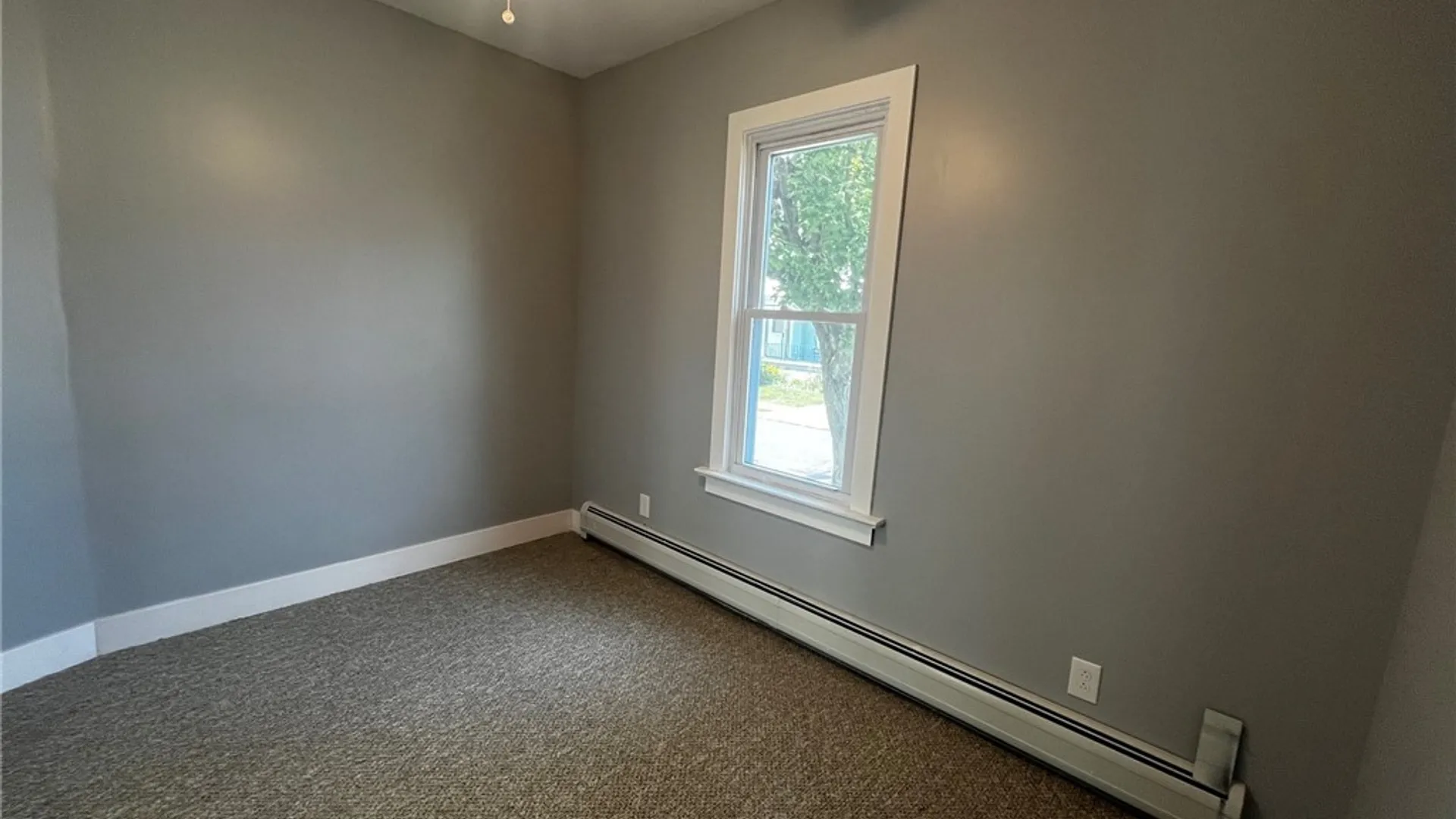 Property at 46 Krakow Street, Buffalo, NY 14206 10