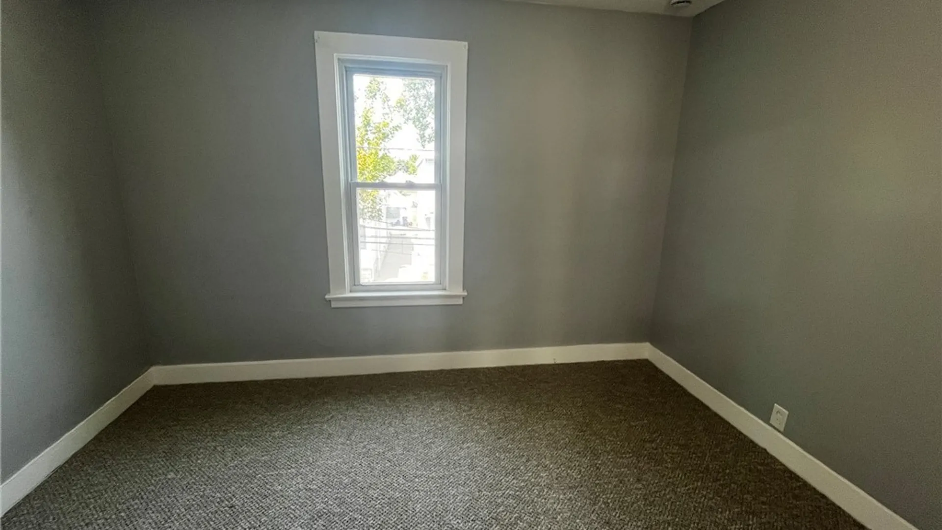 Property at 46 Krakow Street, Buffalo, NY 14206 25