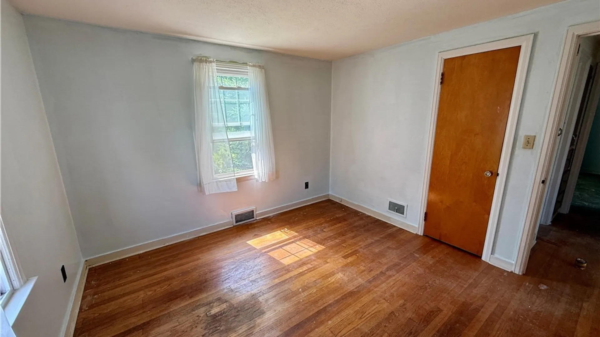 Property at 116 Chestnut Hill Drive, Salina, NY 13088 8